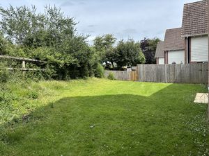 Communal Garden- click for photo gallery
